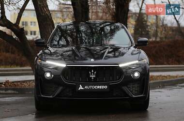 Позашляховик / Кросовер Maserati Levante 2021 в Києві