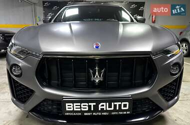 Позашляховик / Кросовер Maserati Levante 2019 в Києві