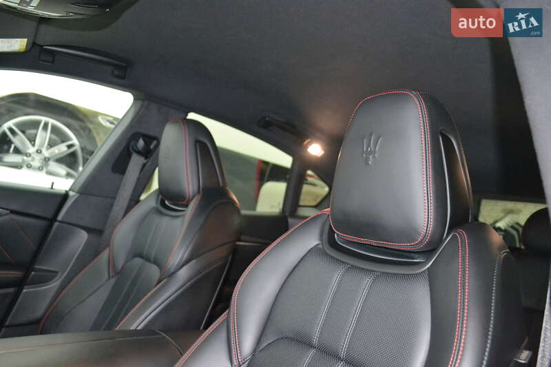 Позашляховик / Кросовер Maserati Levante 2018 в Києві фото 11 Позашляховик / Кросовер Maserati Levante 2018 в Києві