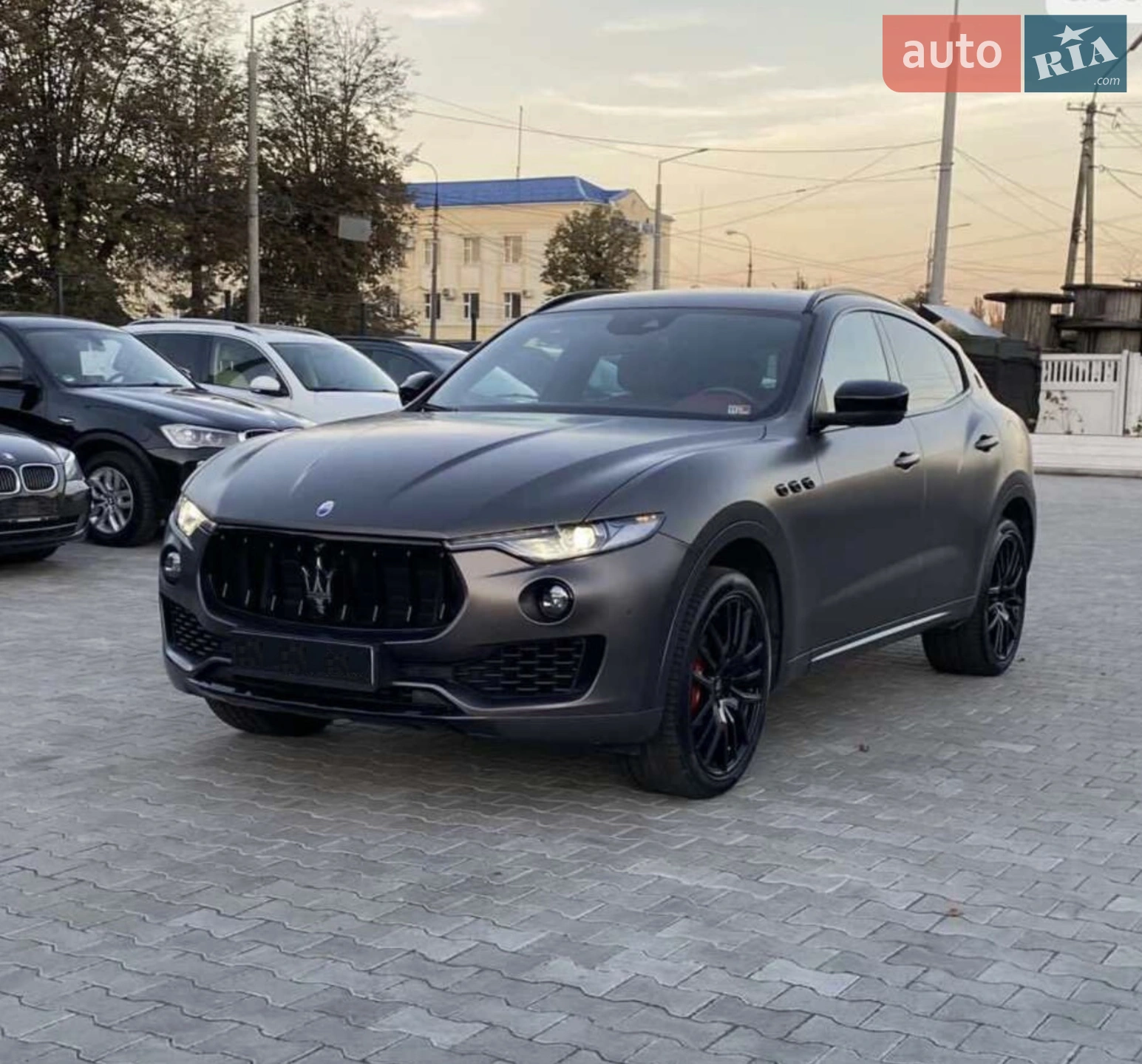 2017 Maserati Levante - мініатюра 2