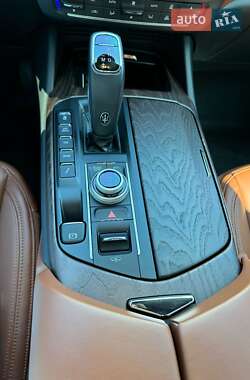 Внедорожник / Кроссовер Maserati Levante 2021 в 