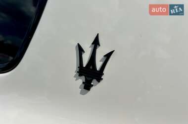Позашляховик / Кросовер Maserati Levante 2021 в Києві