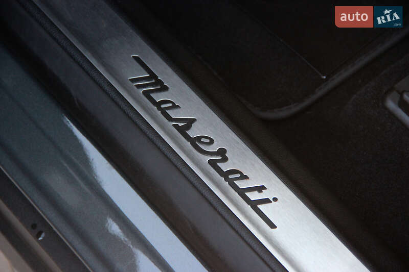 Внедорожник / Кроссовер Maserati Levante 2017 в Одессе