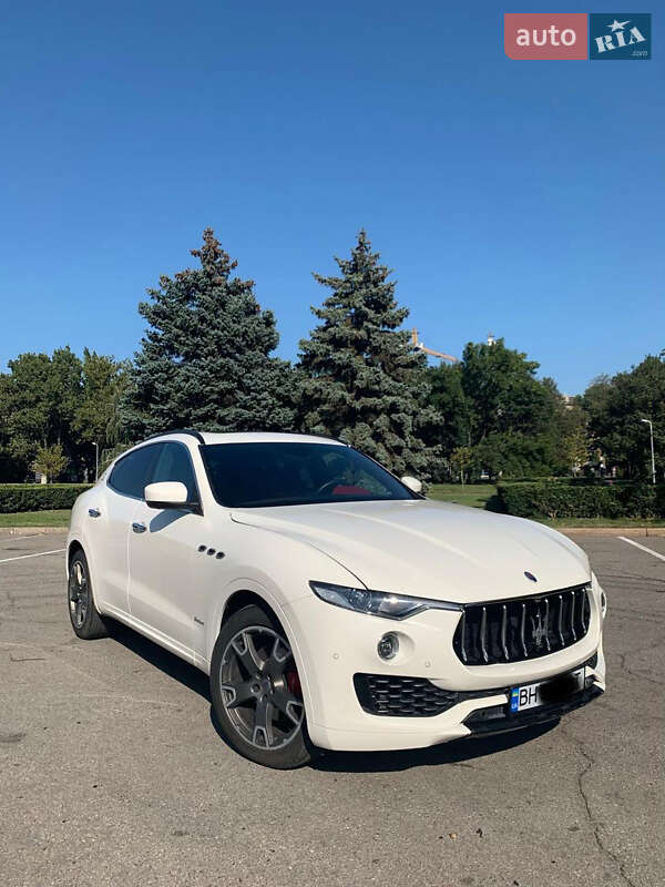Внедорожник / Кроссовер Maserati Levante 2018 в Одессе фото Внедорожник / Кроссовер Maserati Levante 2018 в Одессе