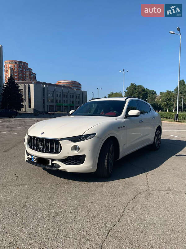 Внедорожник / Кроссовер Maserati Levante 2018 в Одессе фото 2 Внедорожник / Кроссовер Maserati Levante 2018 в Одессе