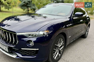 Позашляховик / Кросовер Maserati Levante 2020 в Києві