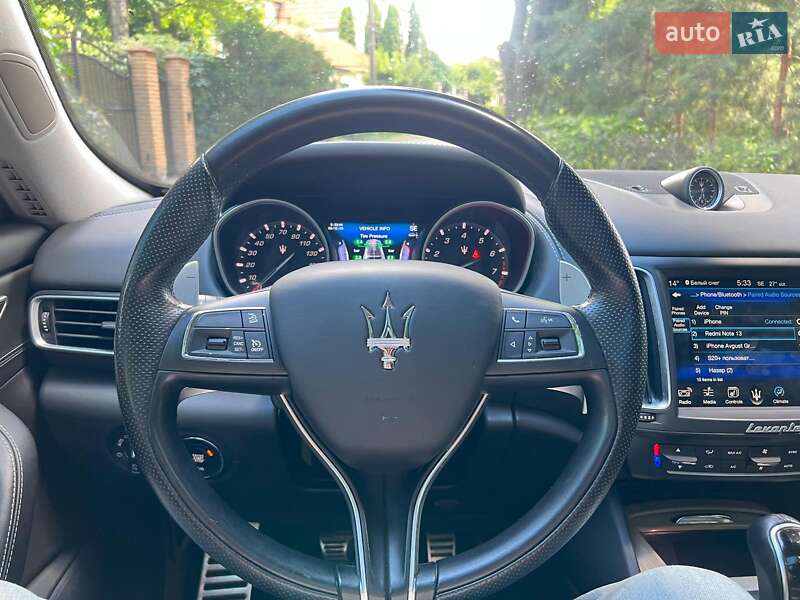 Внедорожник / Кроссовер Maserati Levante 2017 в Киеве