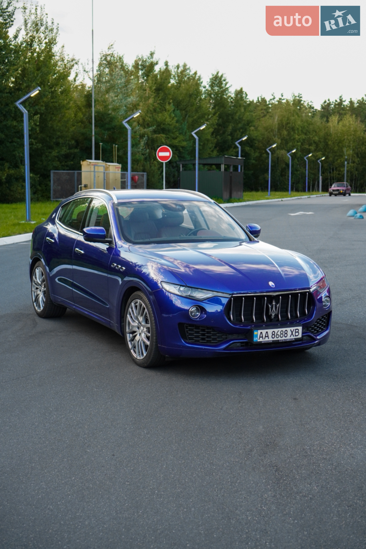 2016 Maserati Levante - мініатюра 2