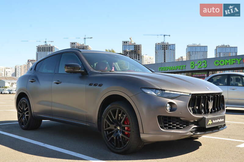 Позашляховик / Кросовер Maserati Levante 2017 в Києві