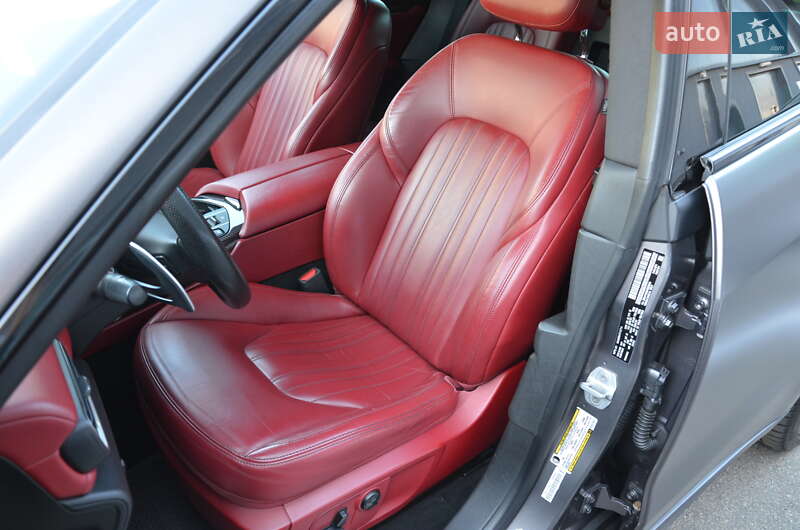 Позашляховик / Кросовер Maserati Levante 2017 в Києві