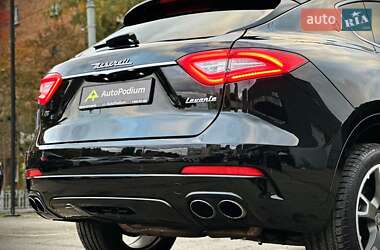 Внедорожник / Кроссовер Maserati Levante 2018 в 