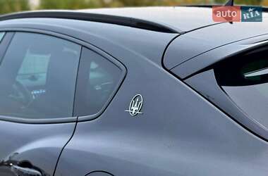 Внедорожник / Кроссовер Maserati Levante 2018 в  фото 12 Внедорожник / Кроссовер Maserati Levante 2018 в