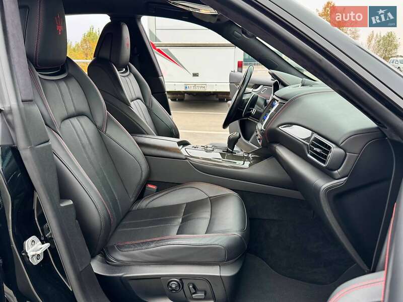Внедорожник / Кроссовер Maserati Levante 2018 в Киеве фото 30 Внедорожник / Кроссовер Maserati Levante 2018 в Киеве