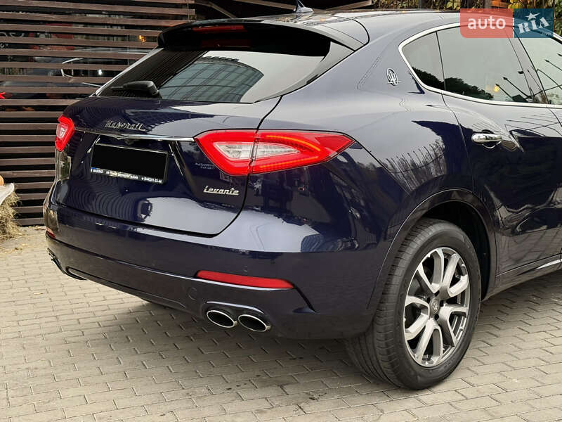 Внедорожник / Кроссовер Maserati Levante 2018 в Киеве