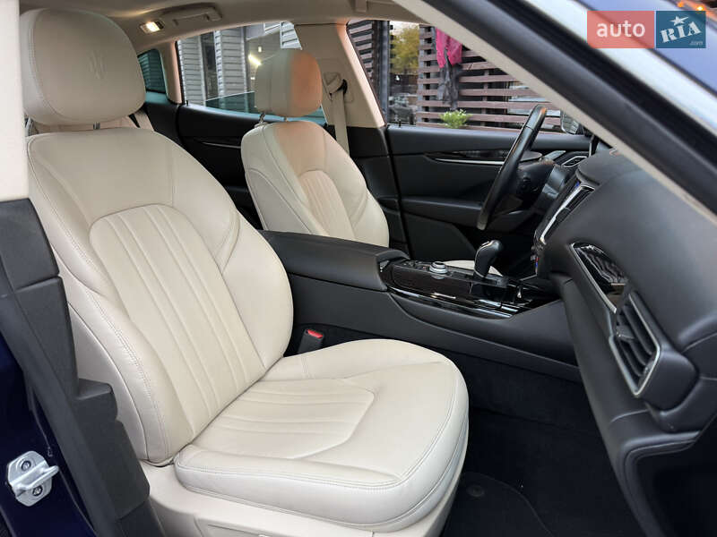 Внедорожник / Кроссовер Maserati Levante 2018 в Киеве