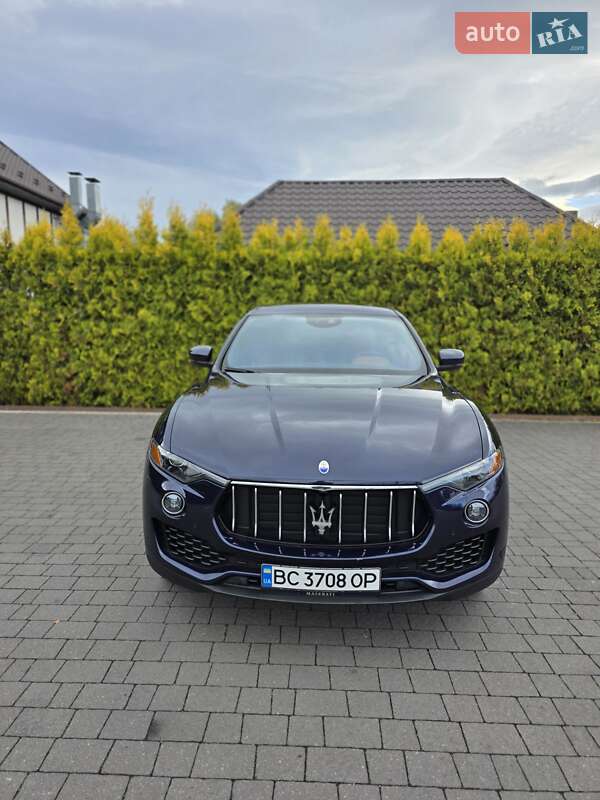 Позашляховик / Кросовер Maserati Levante 2018 в Львові