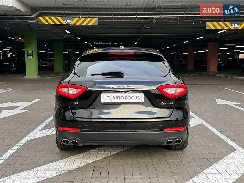 Внедорожник / Кроссовер Maserati Levante 2017 в Киеве