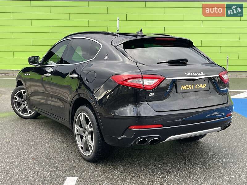 Внедорожник / Кроссовер Maserati Levante 2017 в Киеве фото 6 Внедорожник / Кроссовер Maserati Levante 2017 в Киеве