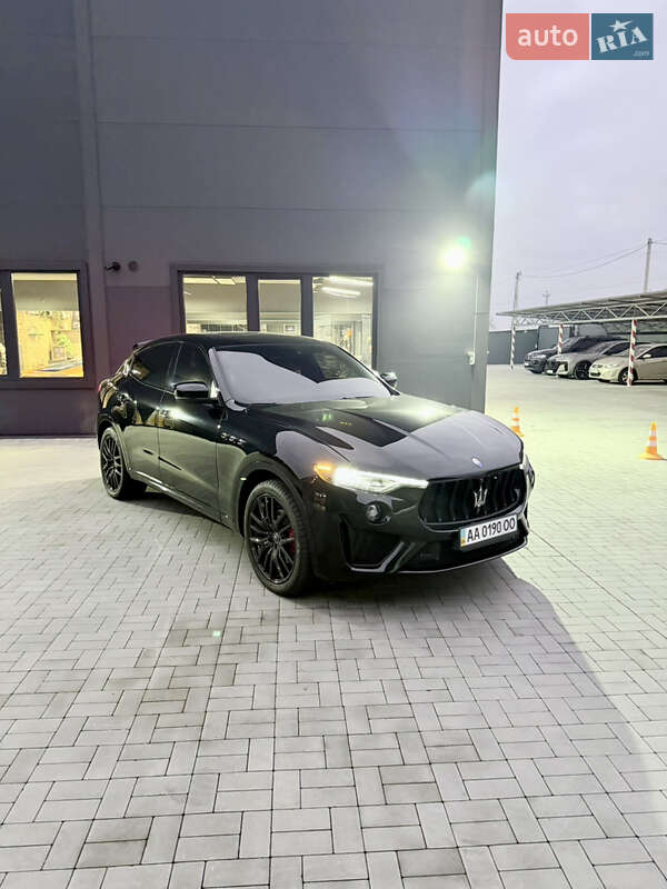 Позашляховик / Кросовер Maserati Levante 2020 в Києві фото 41 Позашляховик / Кросовер Maserati Levante 2020 в Києві