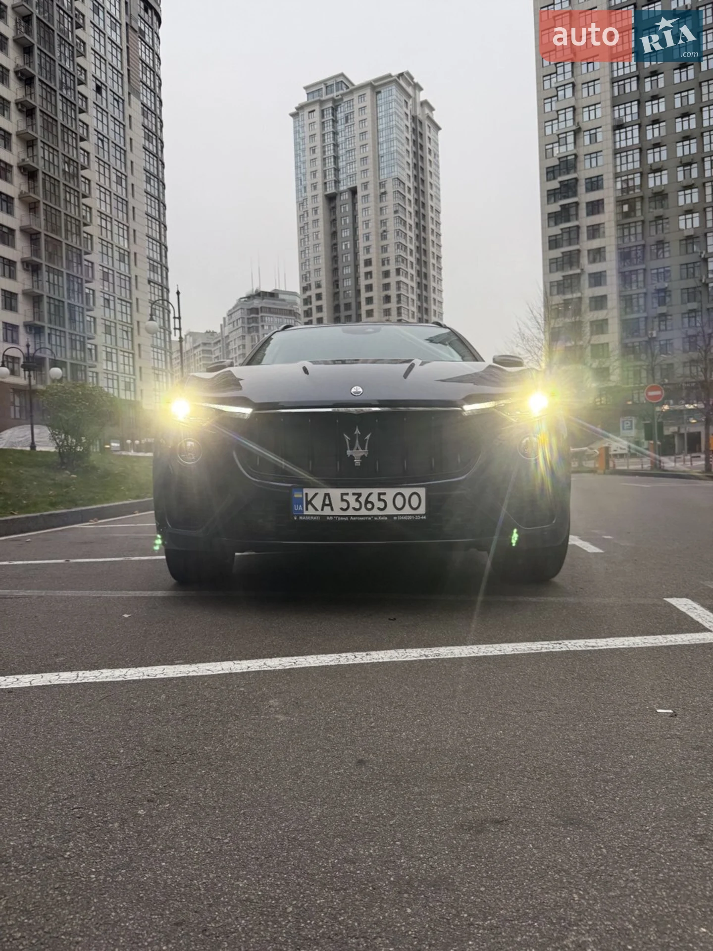 2019 Maserati Levante - мініатюра 2