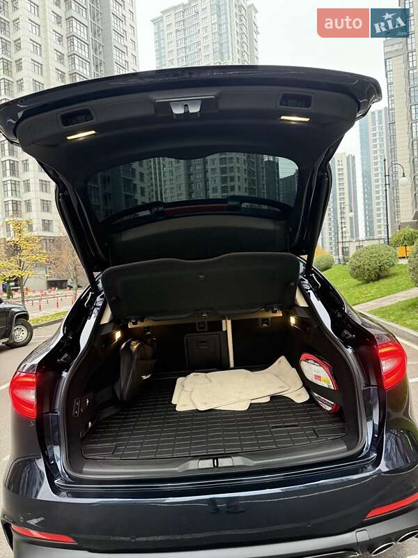 Позашляховик / Кросовер Maserati Levante 2019 в Києві