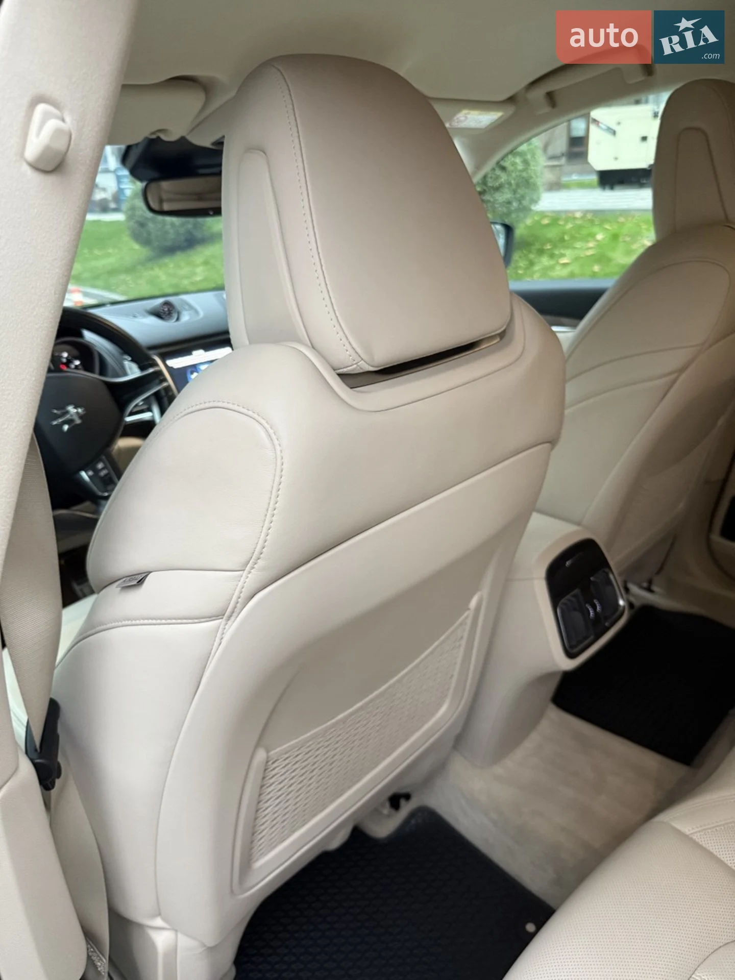 2019 Maserati Levante - мініатюра 18