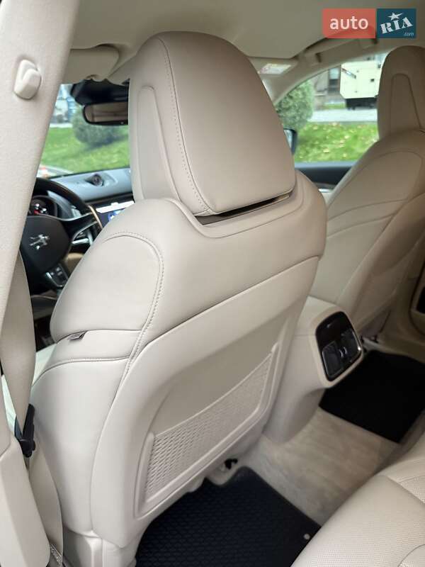 Позашляховик / Кросовер Maserati Levante 2019 в Києві