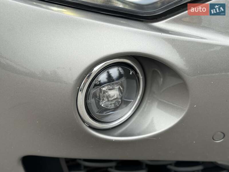 Позашляховик / Кросовер Maserati Levante 2017 в Києві