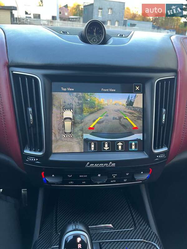 Позашляховик / Кросовер Maserati Levante 2016 в Києві