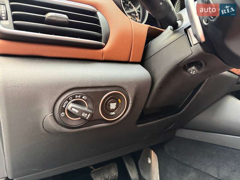 Внедорожник / Кроссовер Maserati Levante 2018 в Киеве