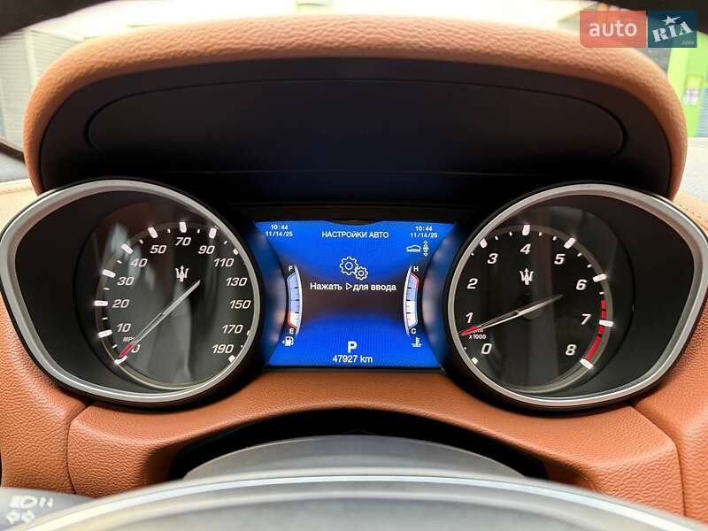 Внедорожник / Кроссовер Maserati Levante 2018 в Киеве