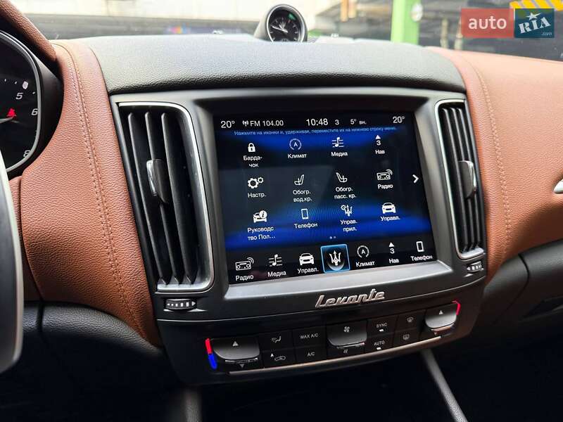 Внедорожник / Кроссовер Maserati Levante 2018 в Киеве