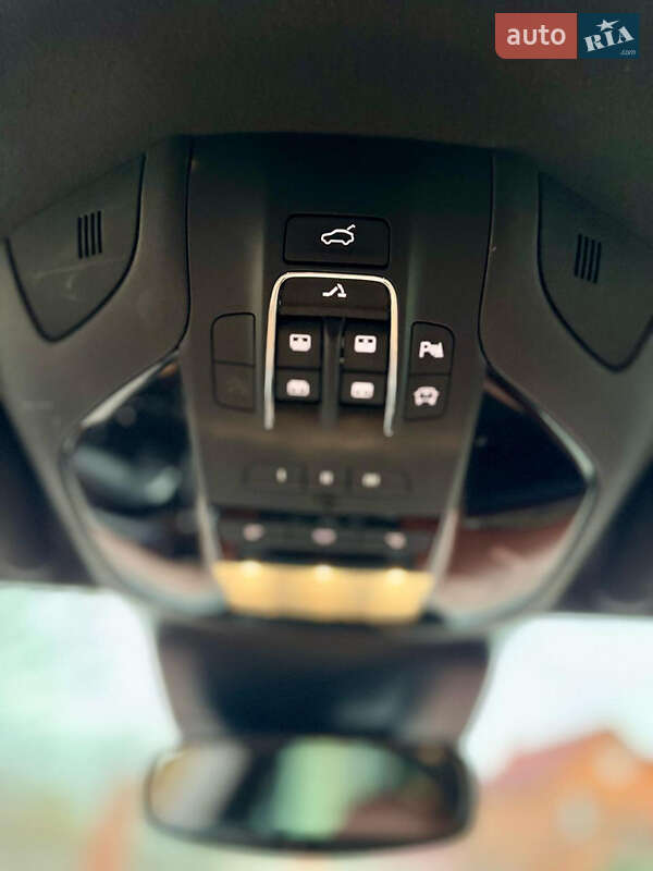 Внедорожник / Кроссовер Maserati Levante 2016 в Киеве фото 13 Внедорожник / Кроссовер Maserati Levante 2016 в Киеве