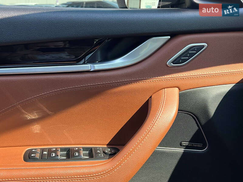 Внедорожник / Кроссовер Maserati Levante 2019 в Житомире