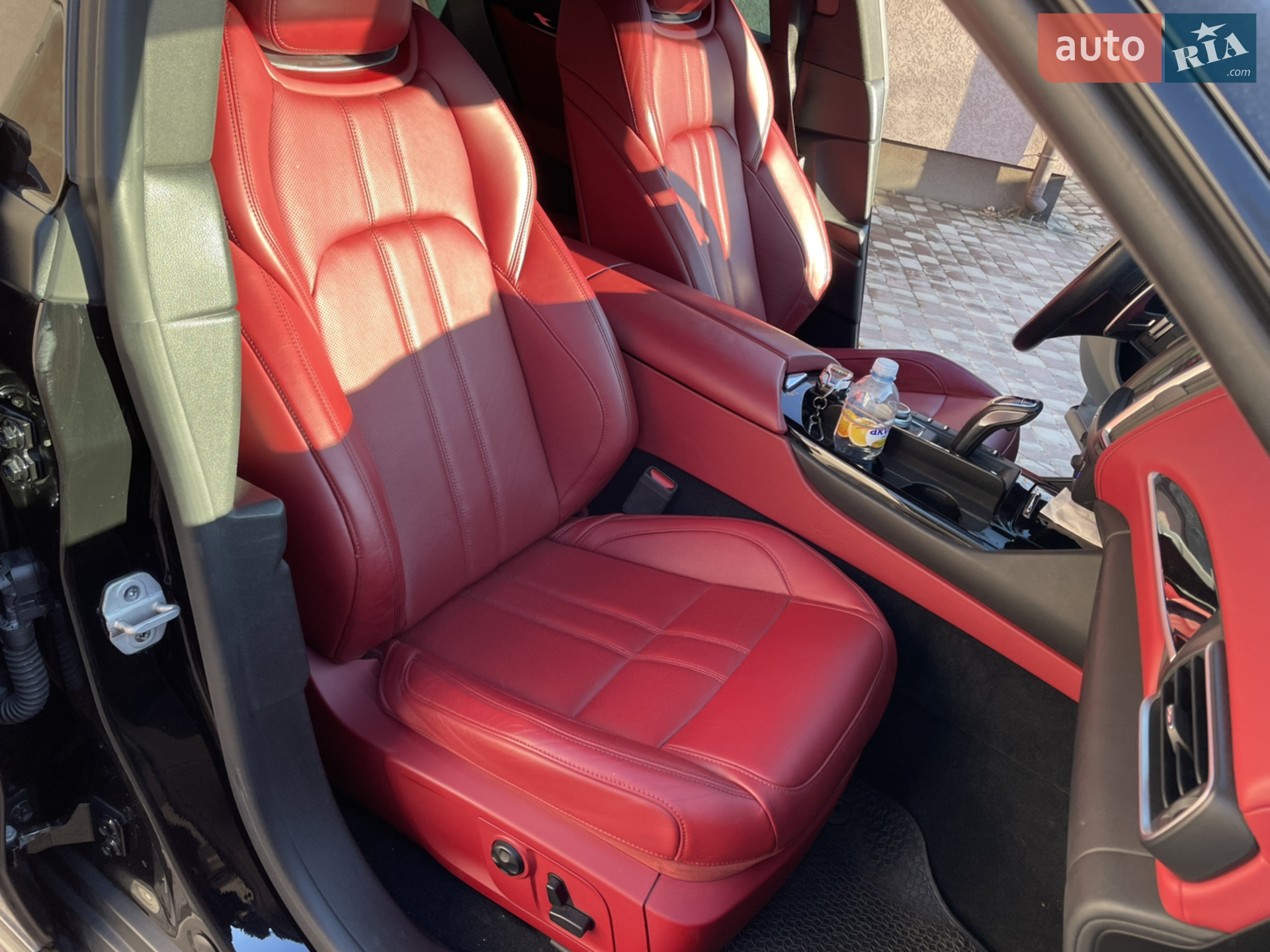 2018 Maserati Levante - мініатюра 16