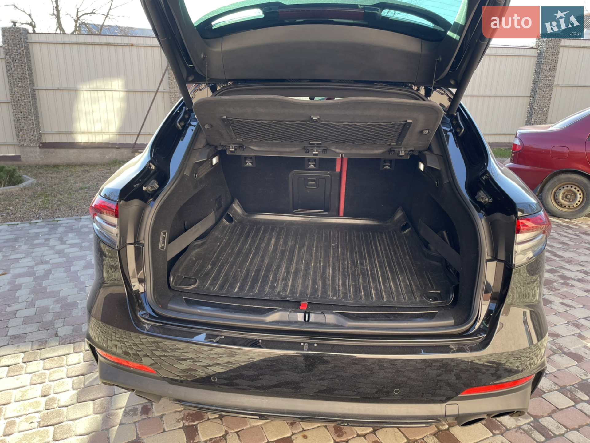 2018 Maserati Levante - мініатюра 17