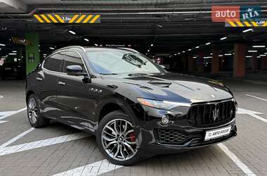 Позашляховик / Кросовер Maserati Levante 2018 в Києві