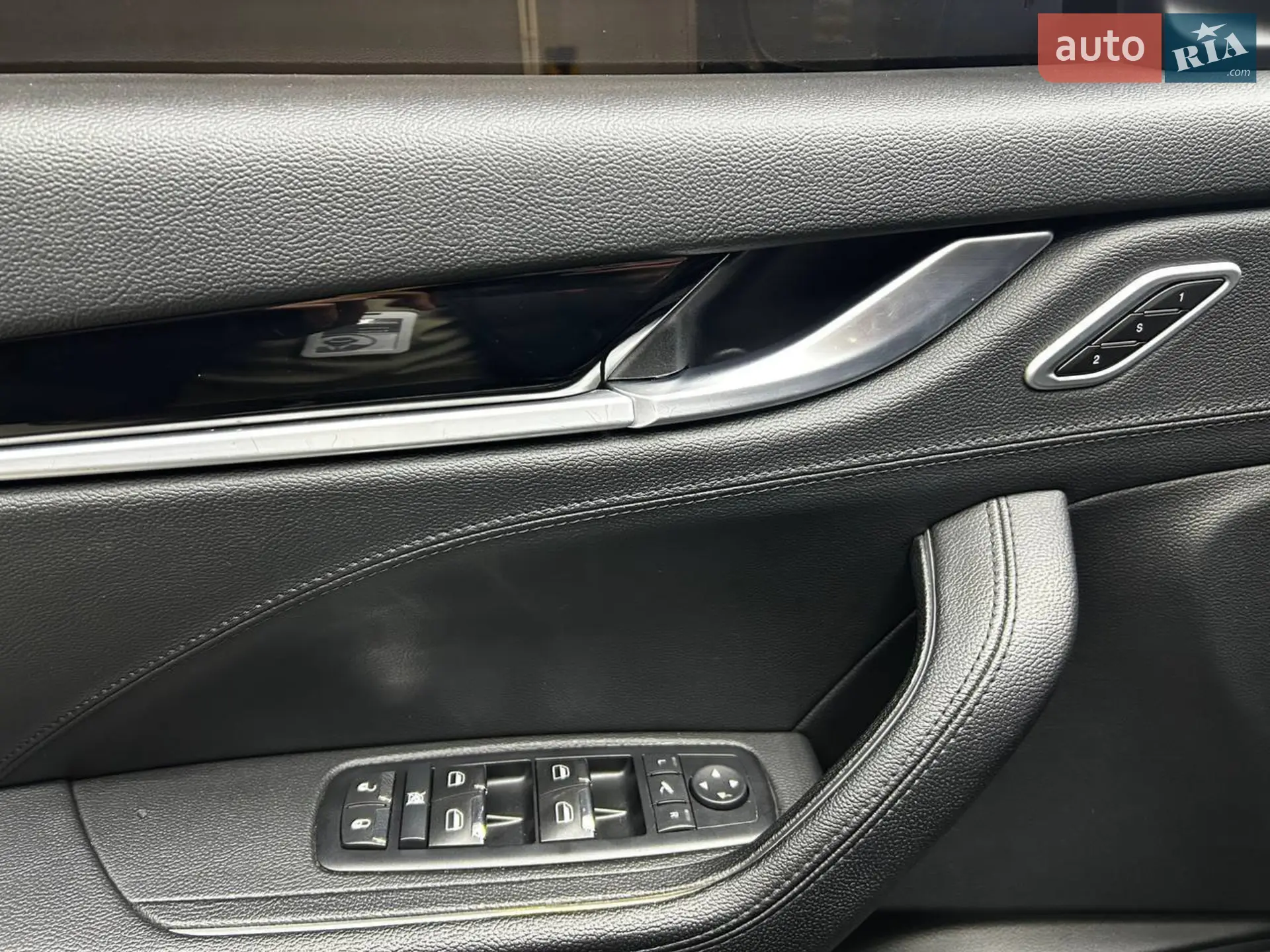 2017 Maserati Levante - мініатюра 7