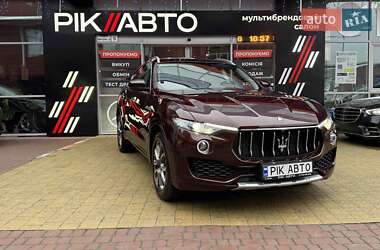 Внедорожник / Кроссовер Maserati Levante 2017 в Львове