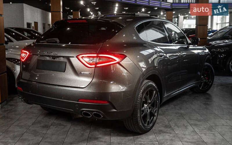 Внедорожник / Кроссовер Maserati Levante 2017 в Одессе