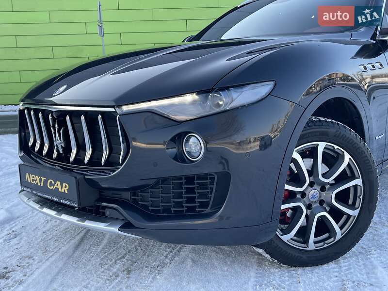 Внедорожник / Кроссовер Maserati Levante 2018 в Киеве