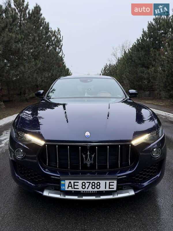 Внедорожник / Кроссовер Maserati Levante 2018 в Днепре фото 3 Внедорожник / Кроссовер Maserati Levante 2018 в Днепре
