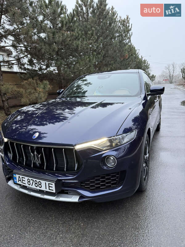 Внедорожник / Кроссовер Maserati Levante 2018 в Днепре фото 12 Внедорожник / Кроссовер Maserati Levante 2018 в Днепре