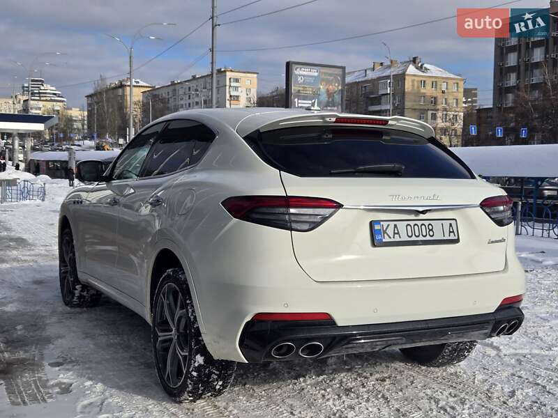 Внедорожник / Кроссовер Maserati Levante 2021 в Киеве фото 5 Внедорожник / Кроссовер Maserati Levante 2021 в Киеве