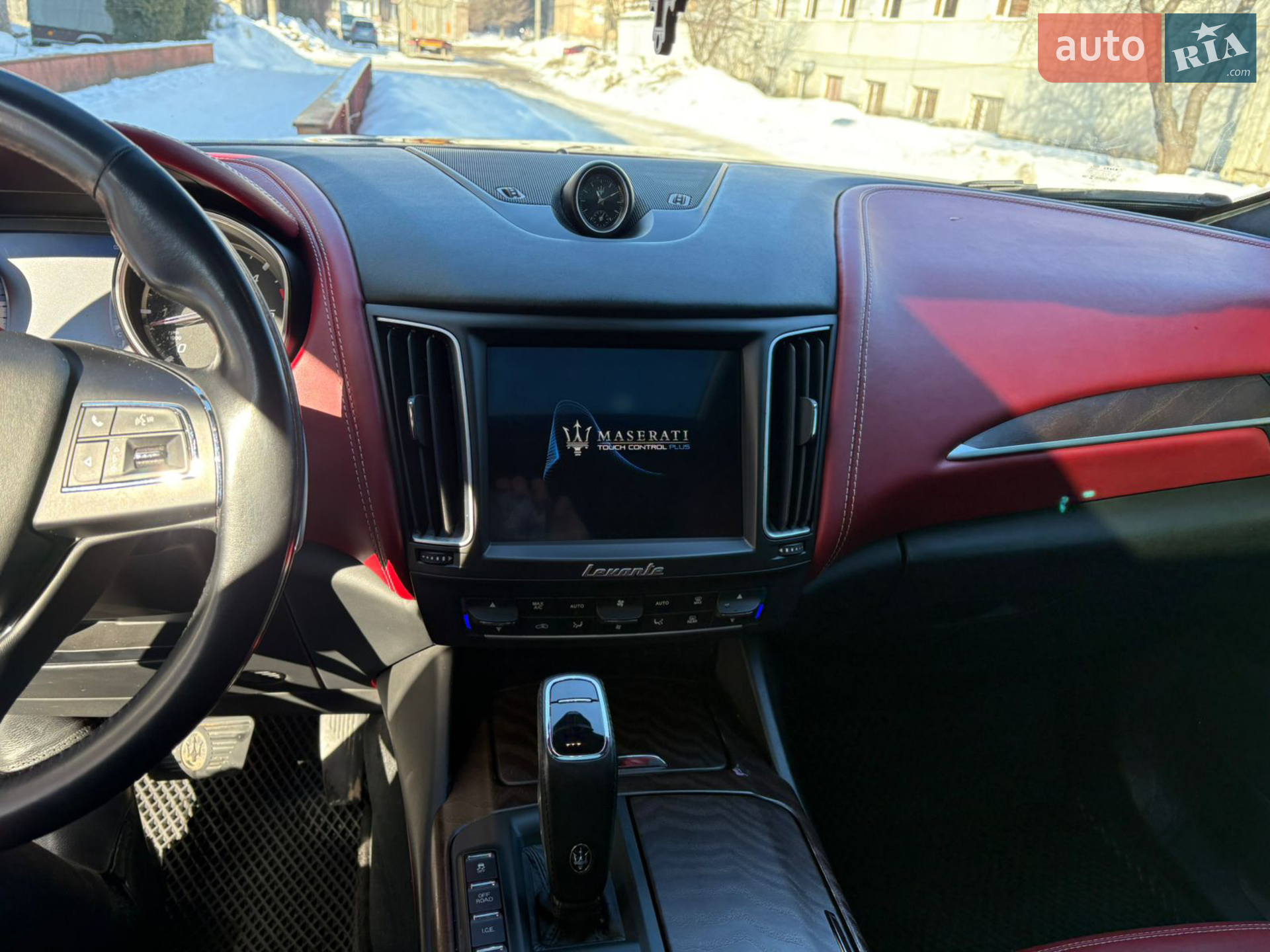 2018 Maserati Levante - мініатюра 3