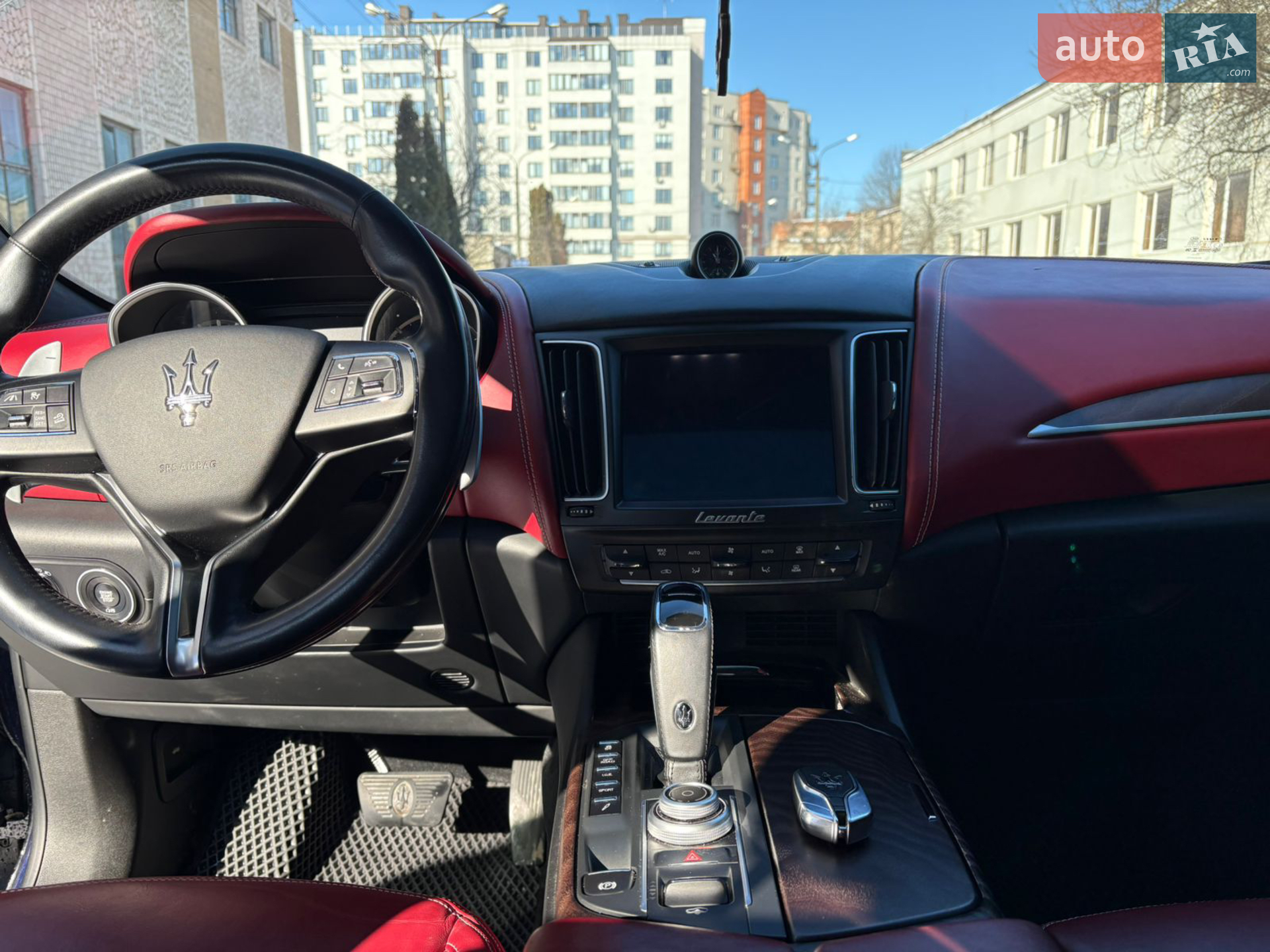 2018 Maserati Levante - мініатюра 11
