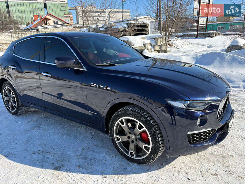 Внедорожник / Кроссовер Maserati Levante 2018 в Тернополе фото 29 Внедорожник / Кроссовер Maserati Levante 2018 в Тернополе