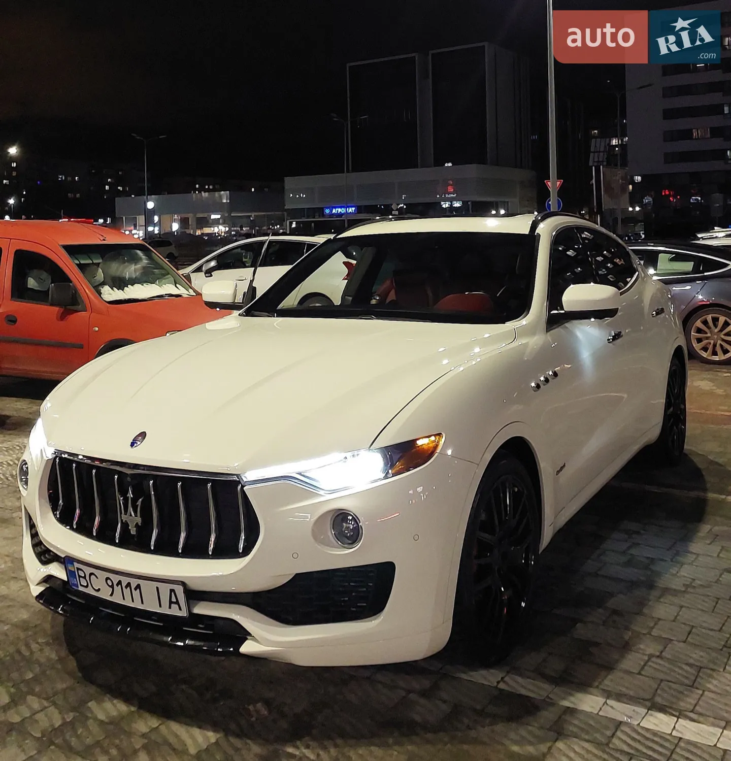 2018 Maserati Levante - мініатюра 3