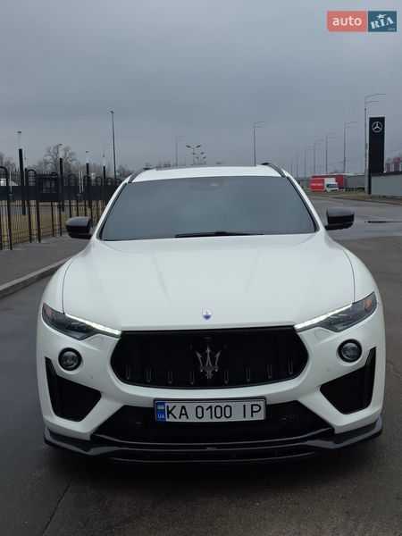 Позашляховик / Кросовер Maserati Levante 2018 в Києві