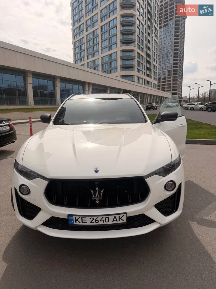 2021 Bentley Bentayga - мініатюра 22